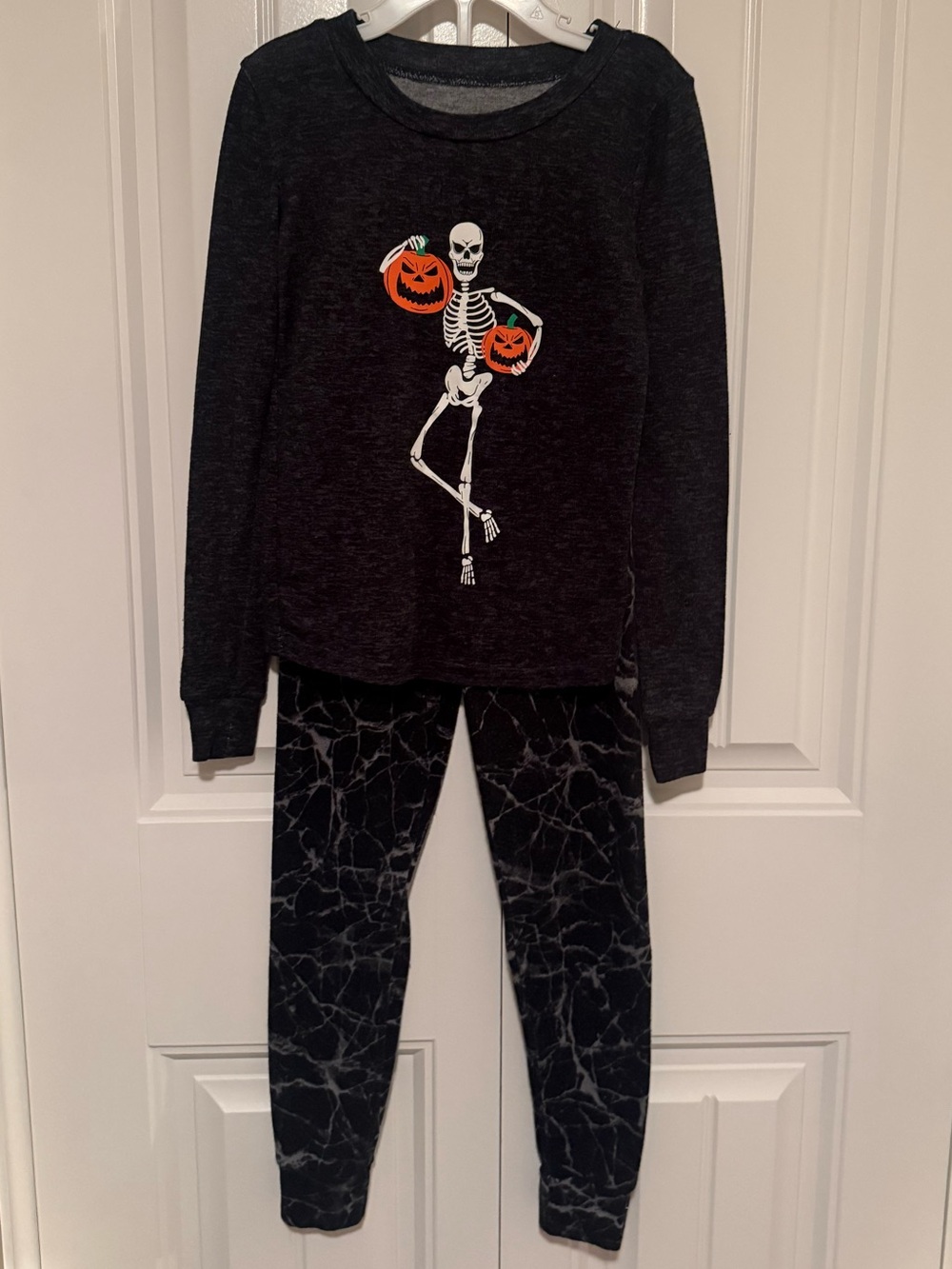 Kids Halloween Skeleton Pajama Set - Size 6
